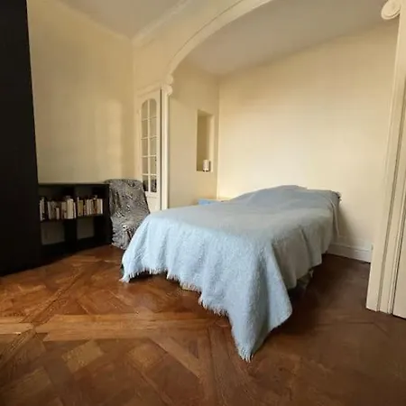 Maison Avec Jardin 6 Personnes Paris